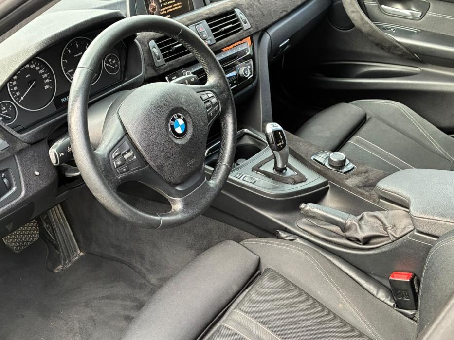 BMW 320 2016