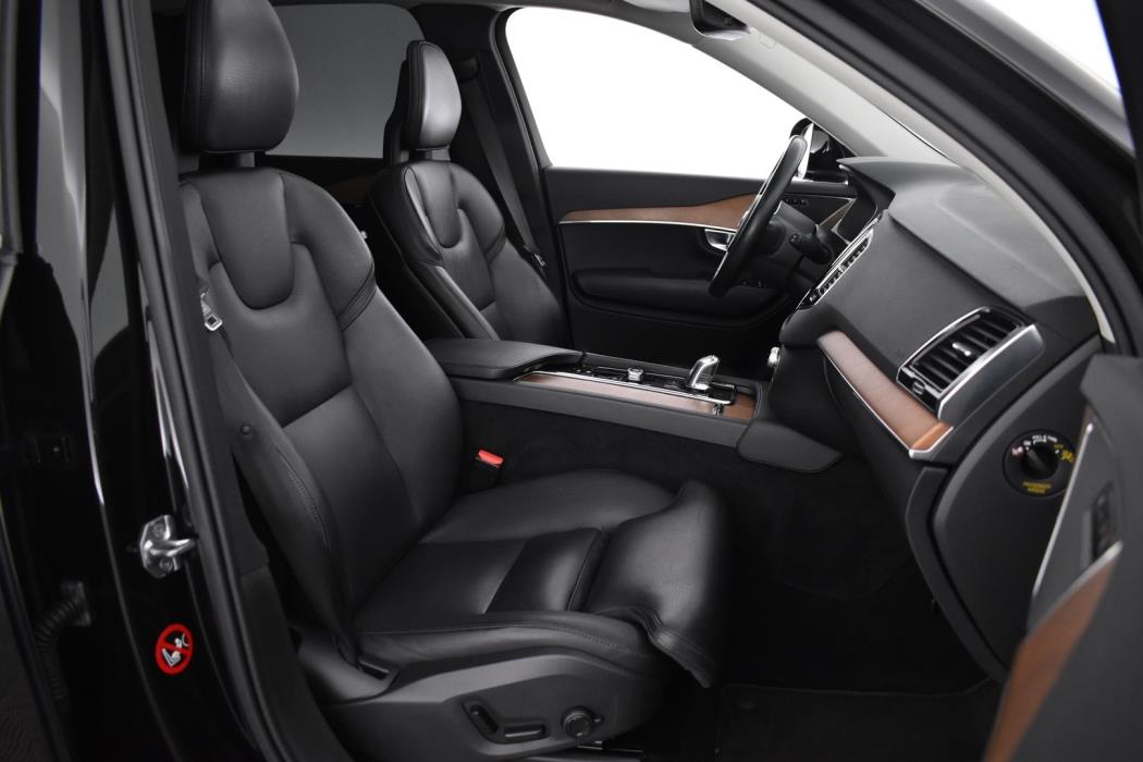 VOLVO XC90 2018