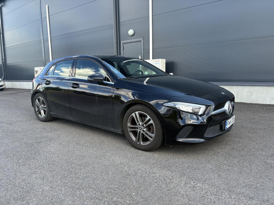 MERCEDES-BENZ A 2019