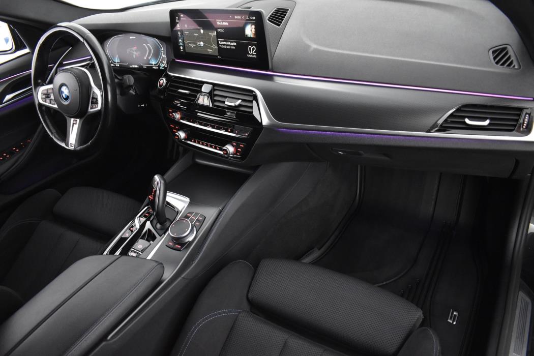 BMW 545 2022