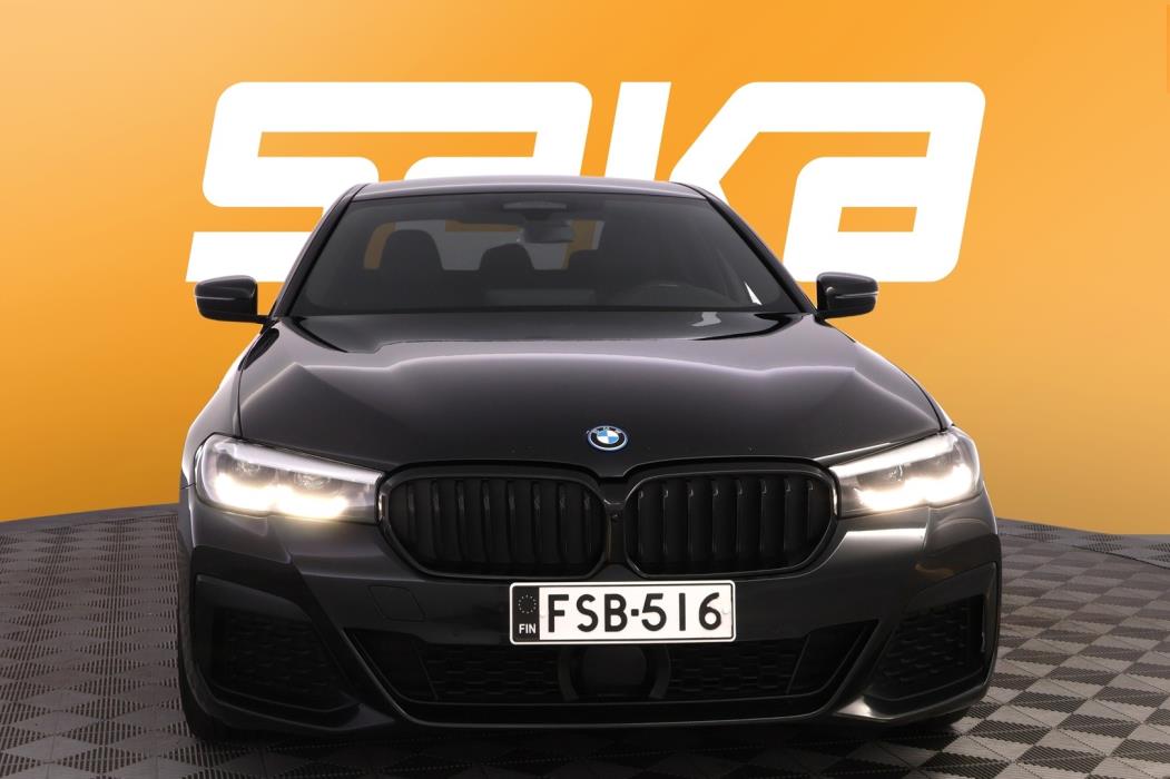 BMW 545 2022