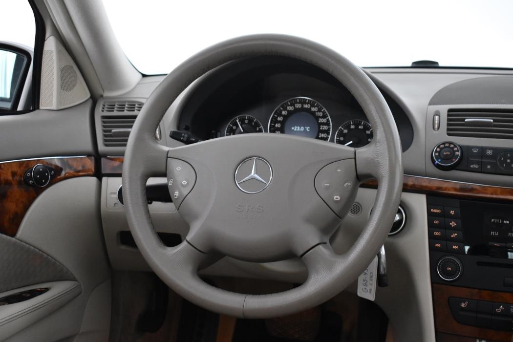 MERCEDES-BENZ E 2006