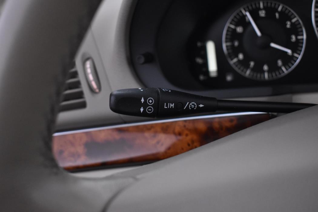 MERCEDES-BENZ E 2006