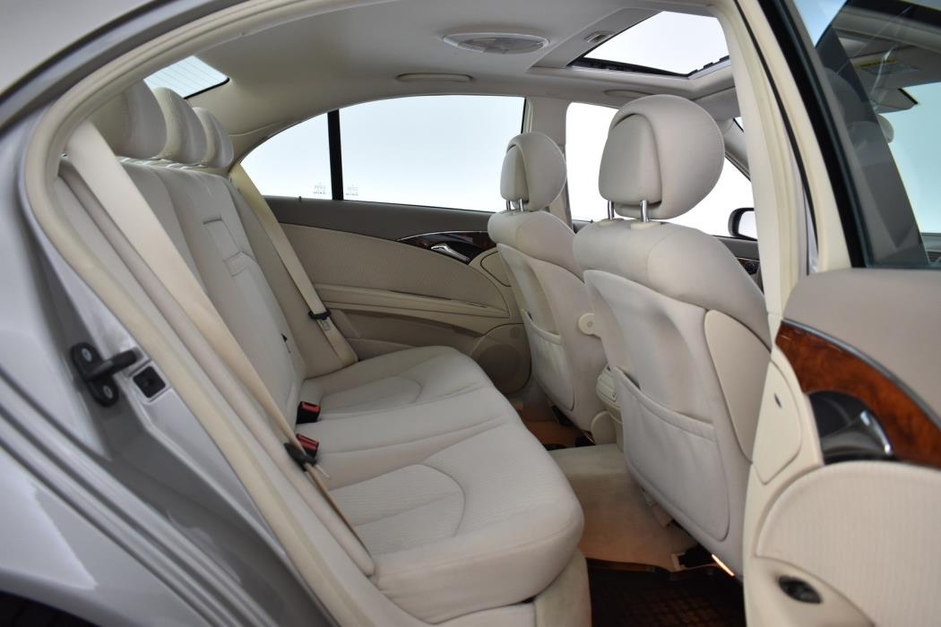 MERCEDES-BENZ E 2006