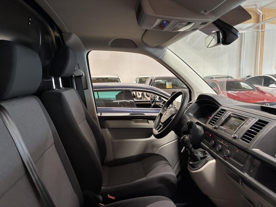VOLKSWAGEN Transporter 2019
