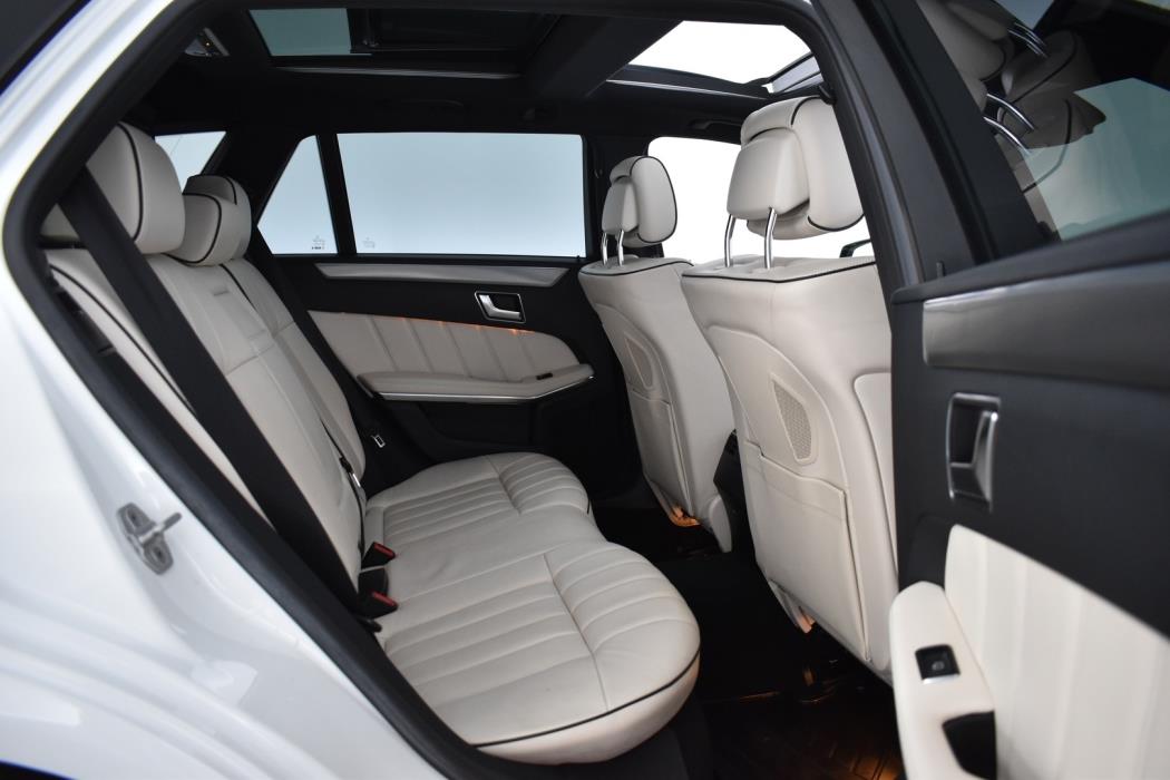 MERCEDES-BENZ E 2015