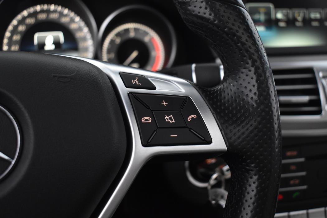 MERCEDES-BENZ E 2015