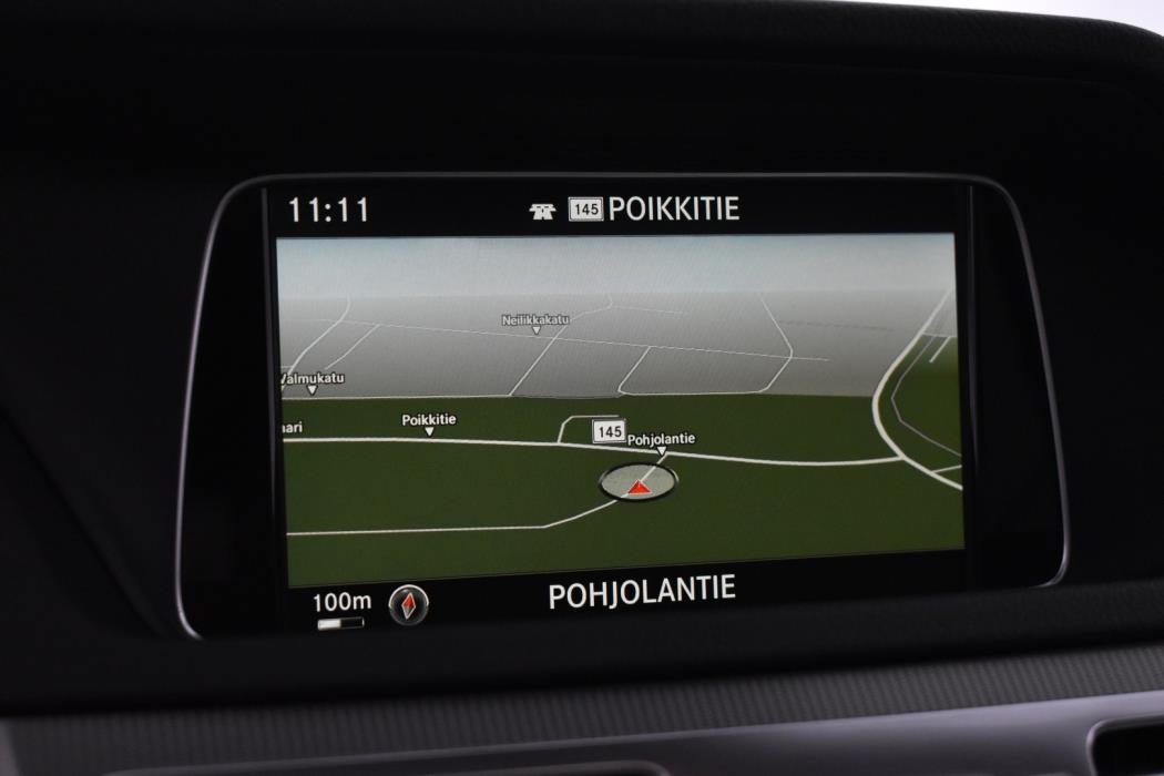 MERCEDES-BENZ E 2015