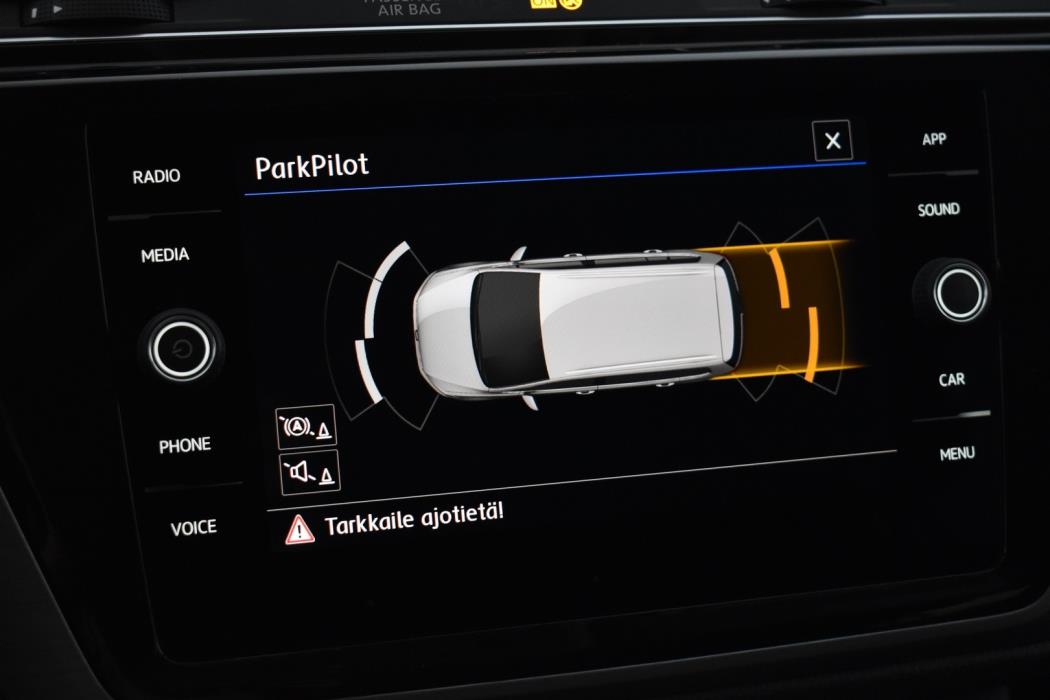 VOLKSWAGEN Touran 2020