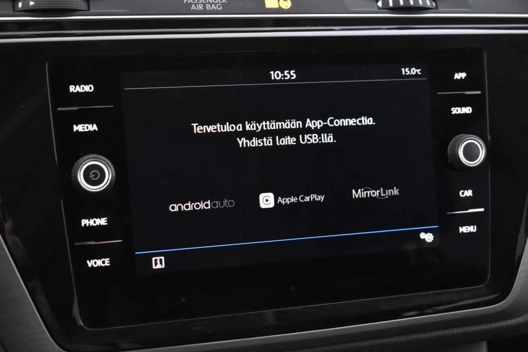 VOLKSWAGEN Touran 2020
