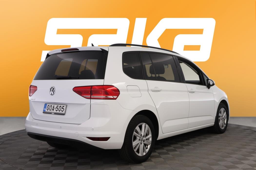 VOLKSWAGEN Touran 2020