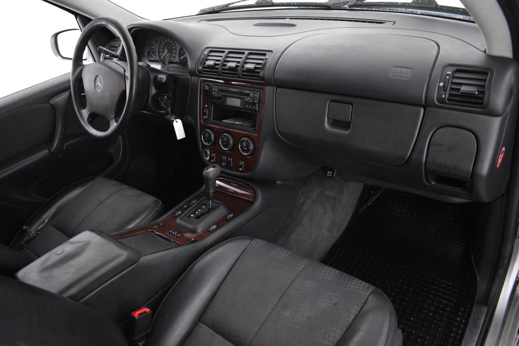 MERCEDES-BENZ ML 2004