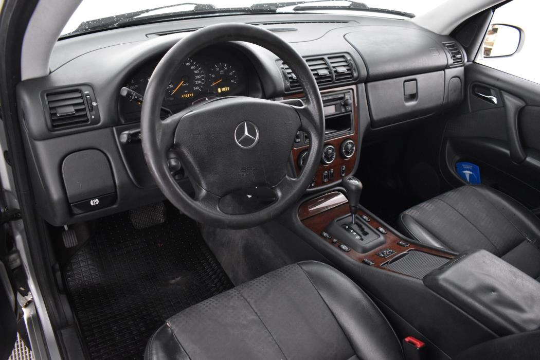 MERCEDES-BENZ ML 2004