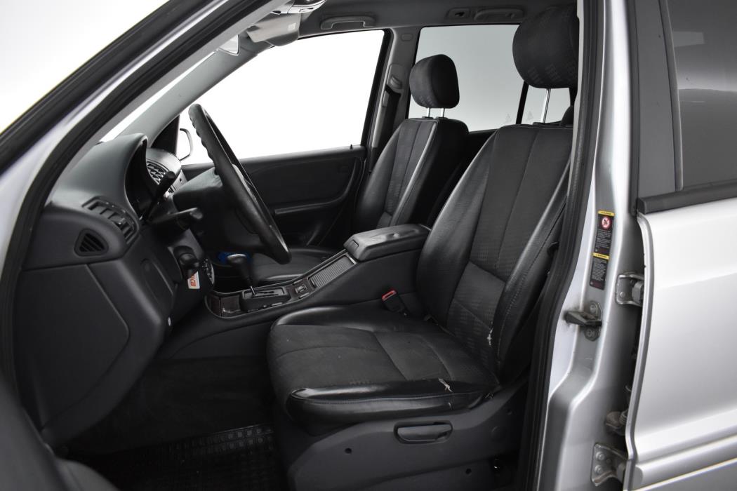 MERCEDES-BENZ ML 2004