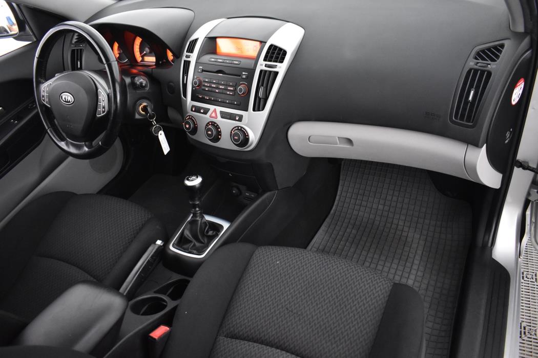 KIA cee'd 2009