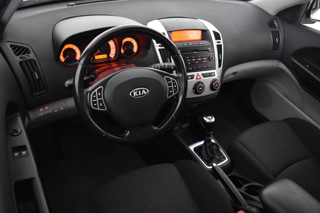 KIA cee'd 2009