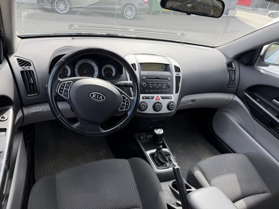 KIA cee'd 2009