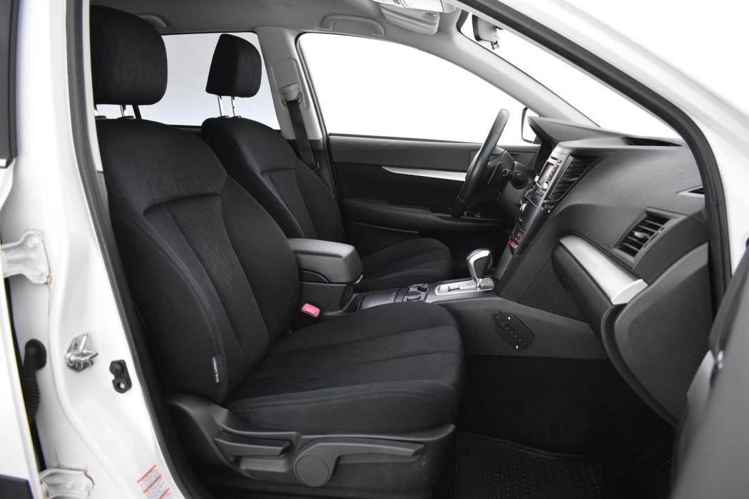 SUBARU Legacy 2013