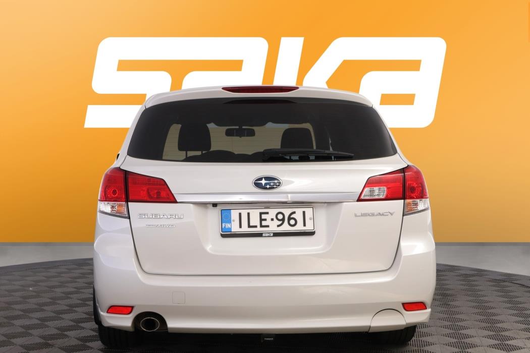 SUBARU Legacy 2013