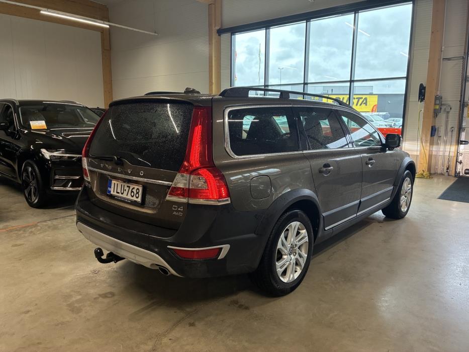 VOLVO XC70 2015