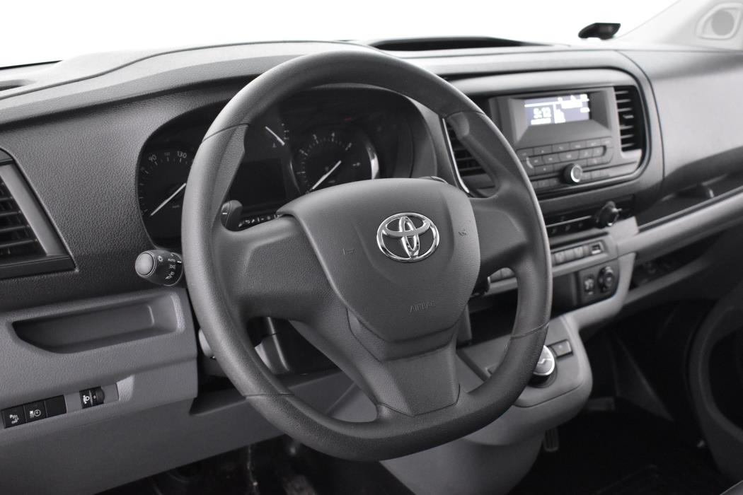 TOYOTA Proace 2022