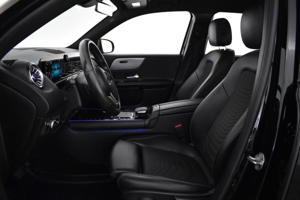 MERCEDES-BENZ GLB 2021