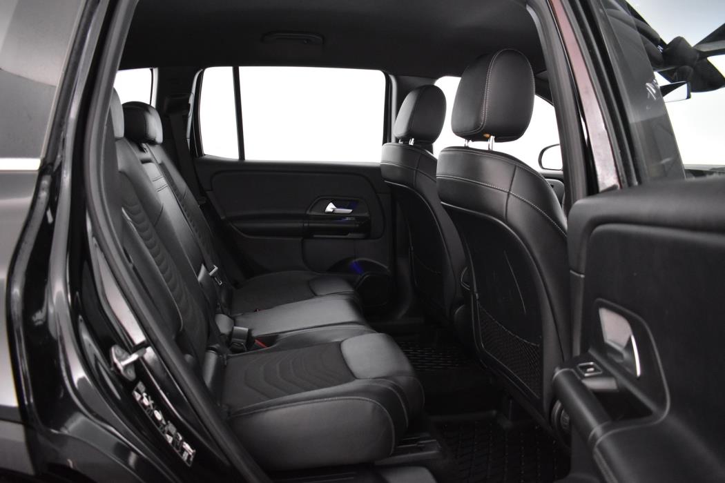 MERCEDES-BENZ GLB 2021