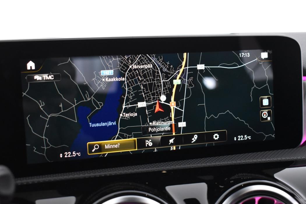 MERCEDES-BENZ A 2018