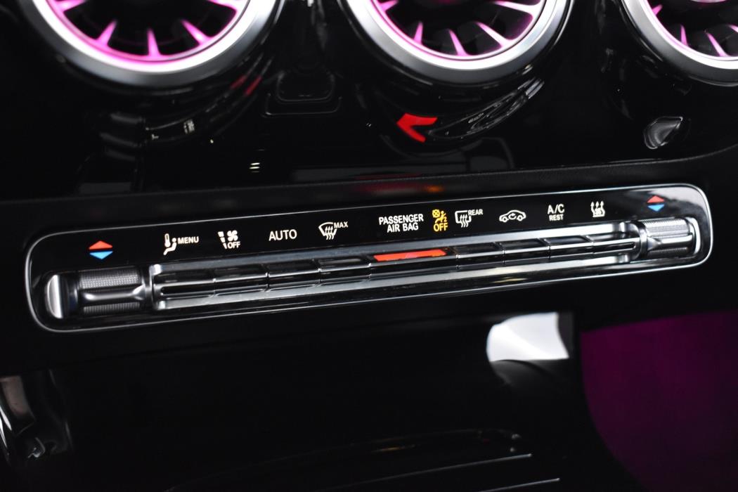 MERCEDES-BENZ A 2018