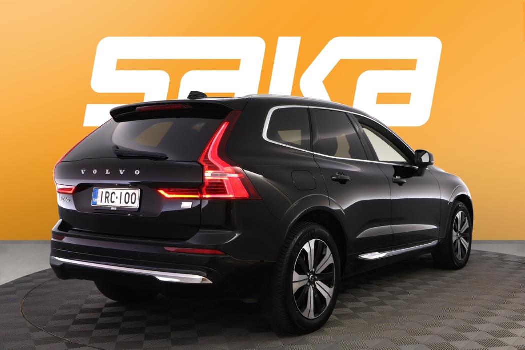 VOLVO XC60 2023