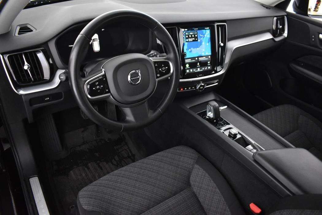 VOLVO V60 CROSS COUNTRY 2023