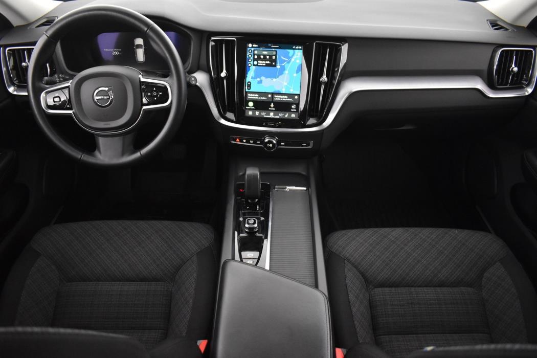 VOLVO V60 CROSS COUNTRY 2023