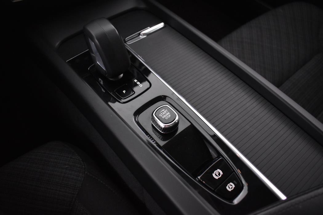 VOLVO V60 CROSS COUNTRY 2023