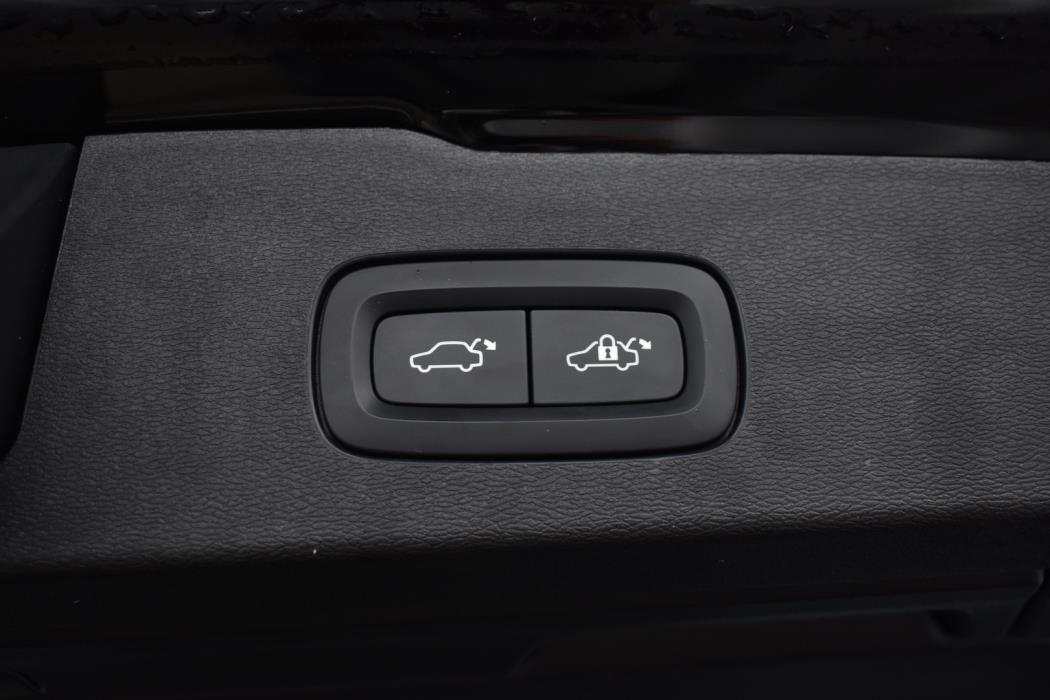 VOLVO V60 CROSS COUNTRY 2023