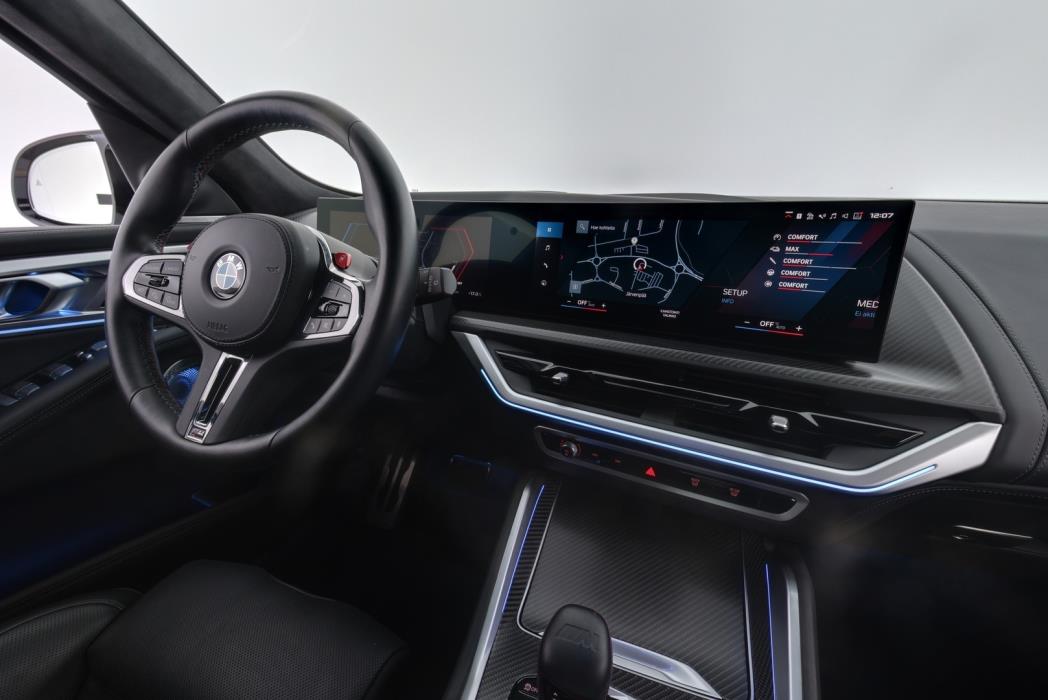 BMW XM 2024