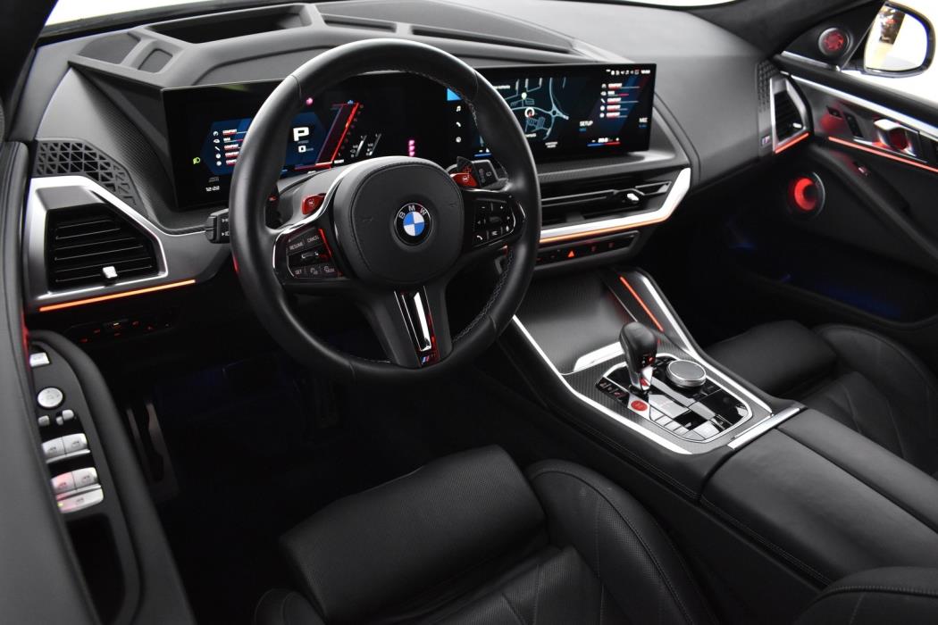 BMW XM 2024