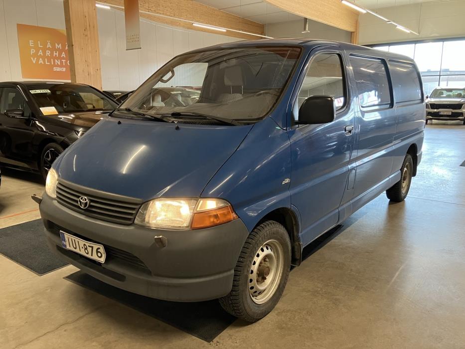 TOYOTA Hiace 2005
