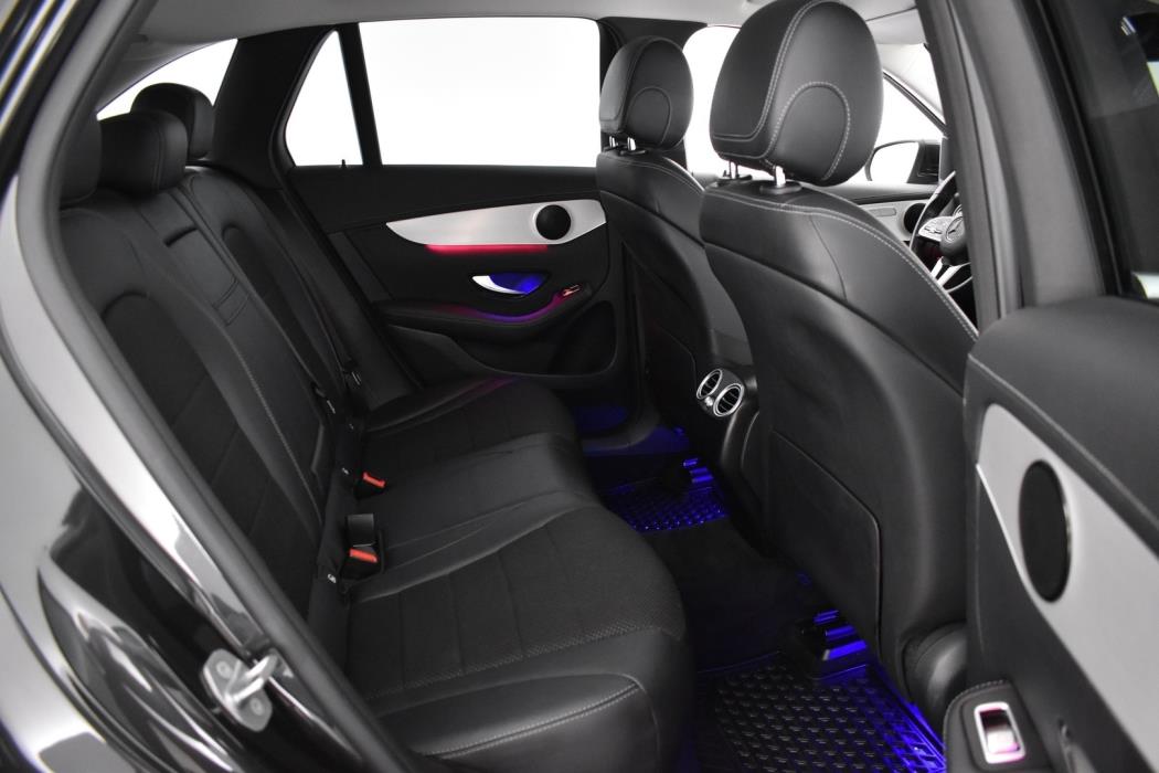 MERCEDES-BENZ GLC 2021