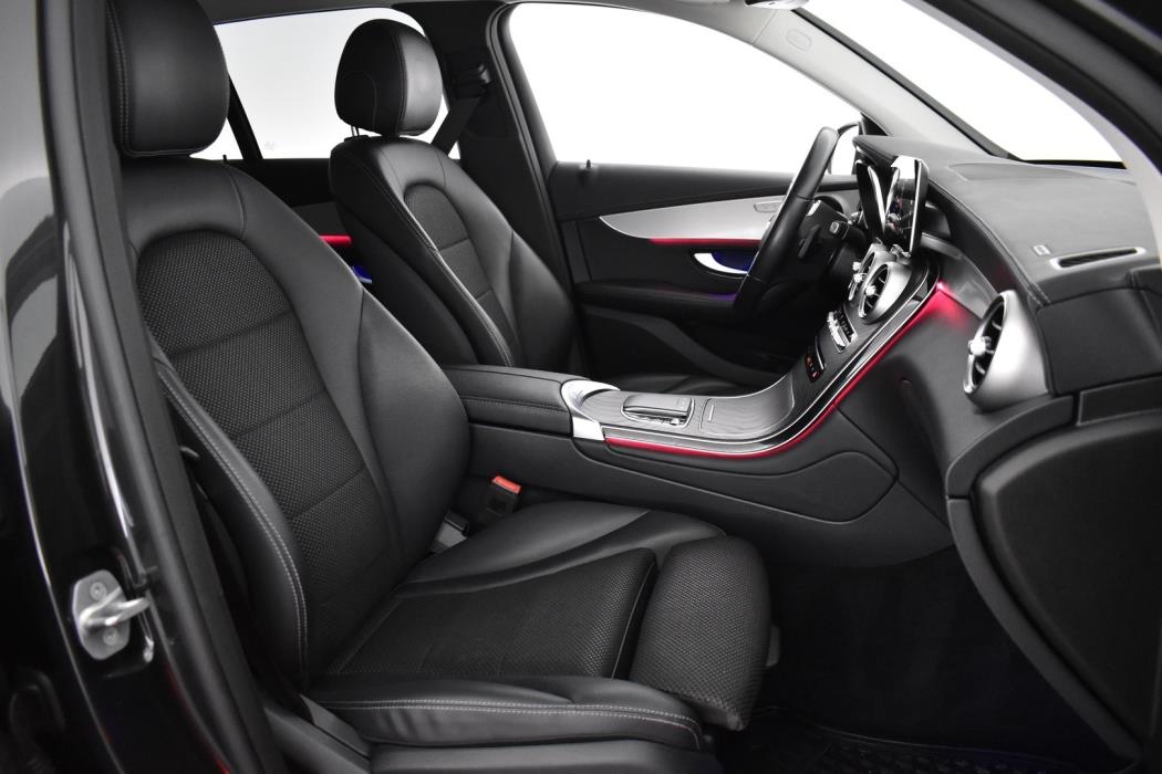 MERCEDES-BENZ GLC 2021