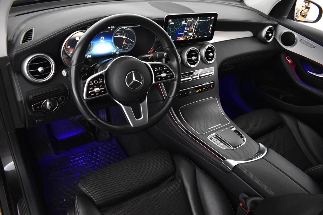 MERCEDES-BENZ GLC 2021