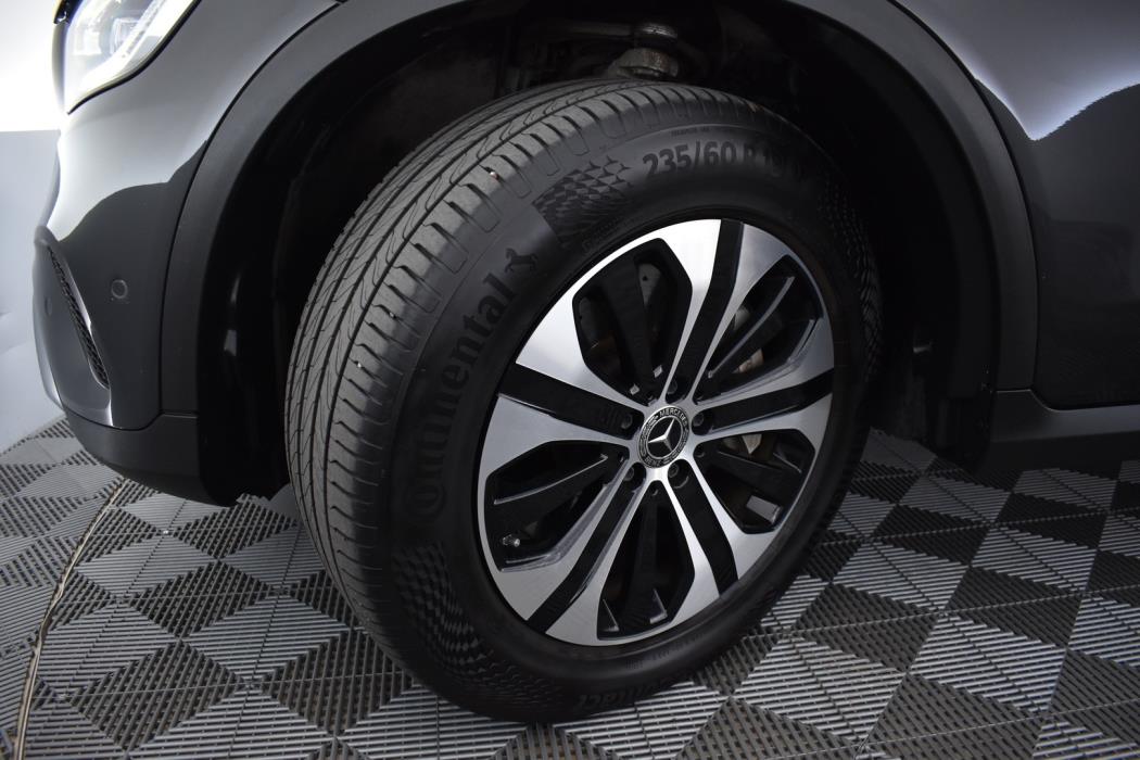 MERCEDES-BENZ GLC 2021