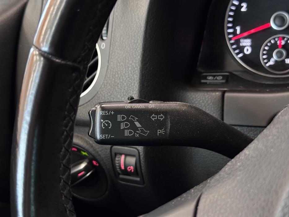 VOLKSWAGEN Golf Plus 2013