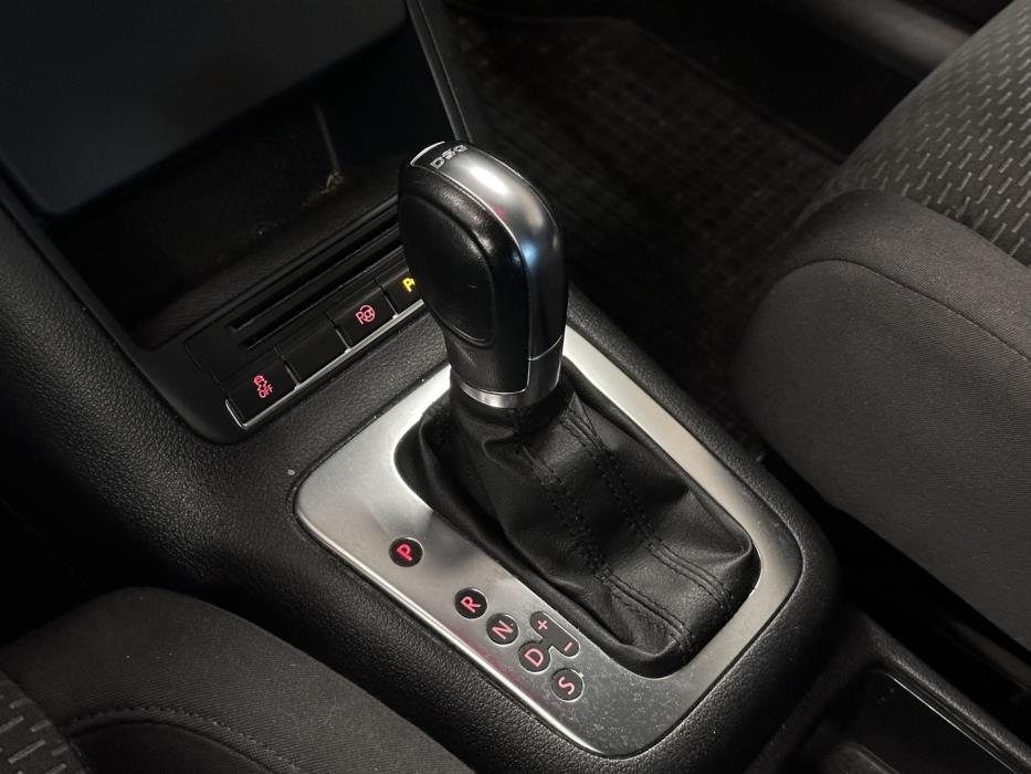 VOLKSWAGEN Golf Plus 2013