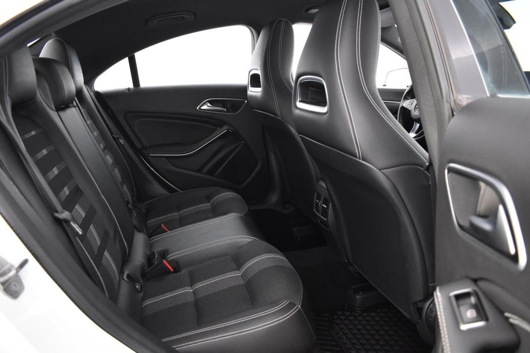 MERCEDES-BENZ CLA 2018