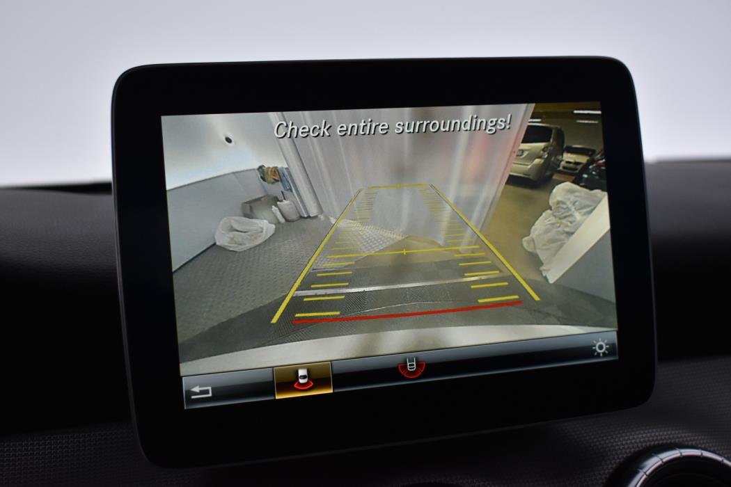 MERCEDES-BENZ CLA 2018