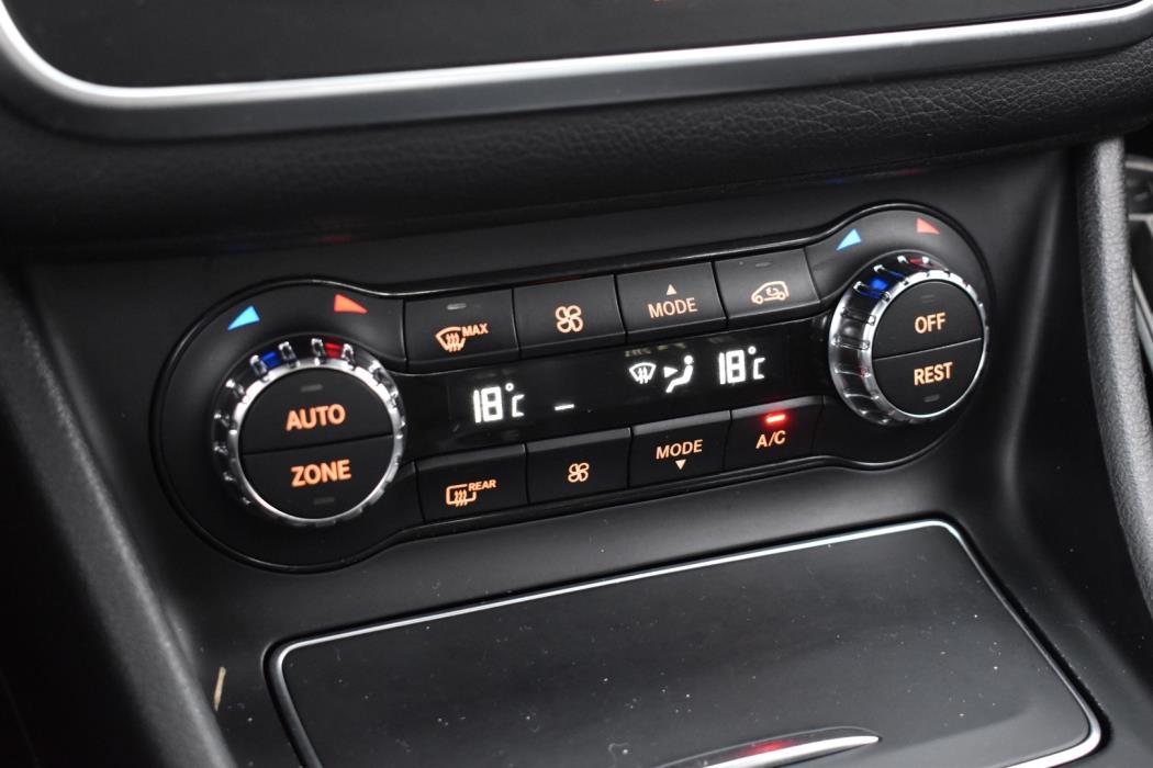 MERCEDES-BENZ CLA 2018