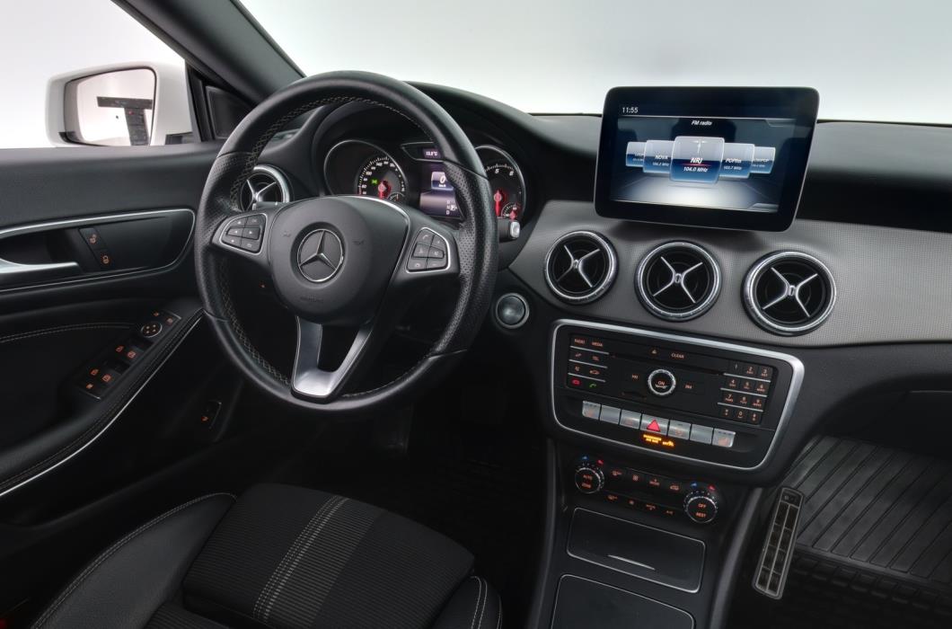 MERCEDES-BENZ CLA 2018