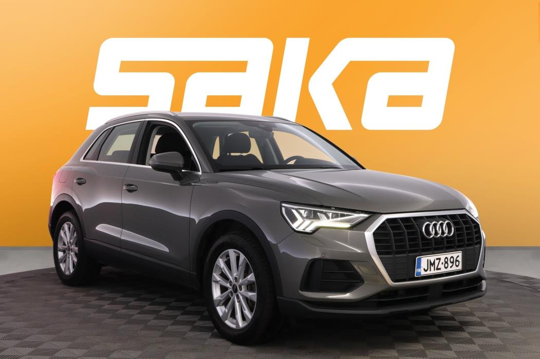 AUDI Q3 2023