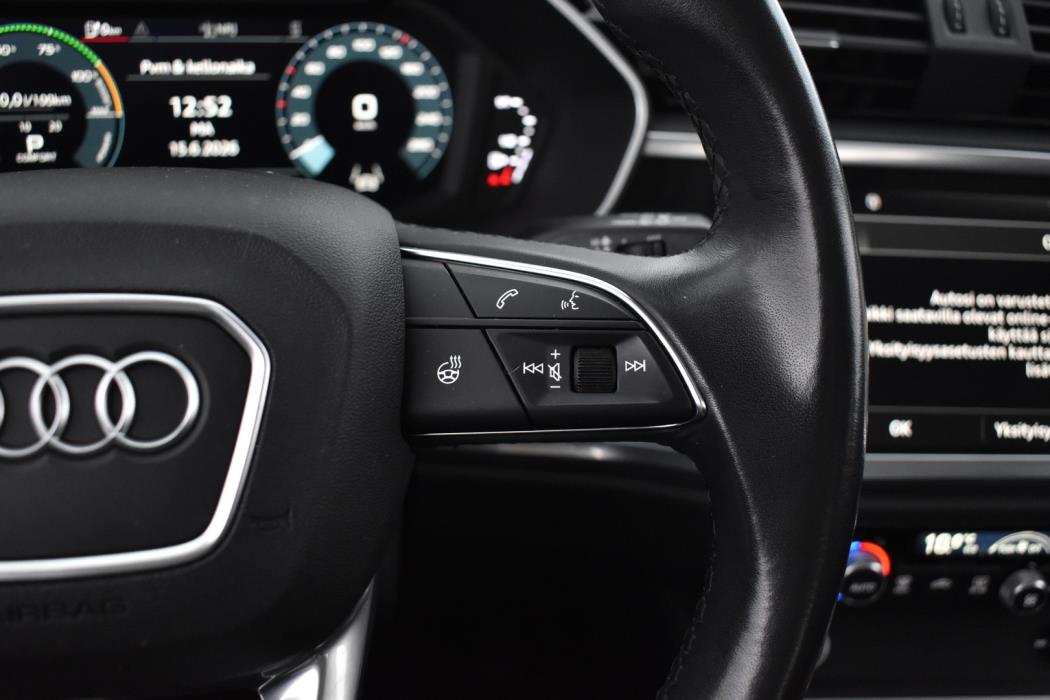AUDI Q3 2023