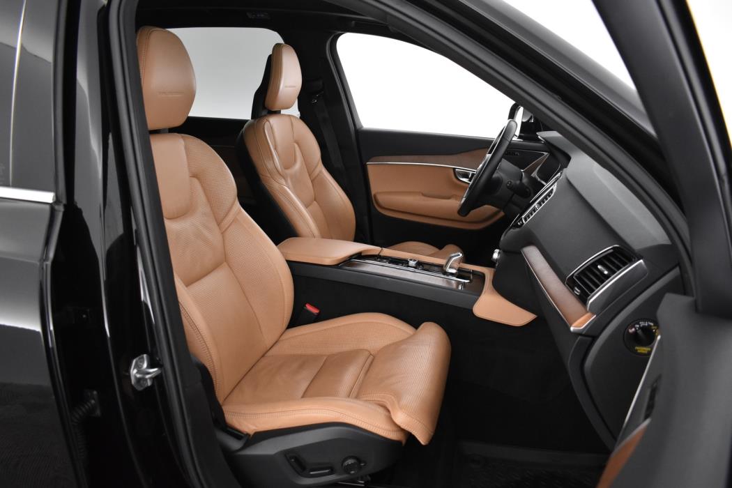 VOLVO XC90 2017